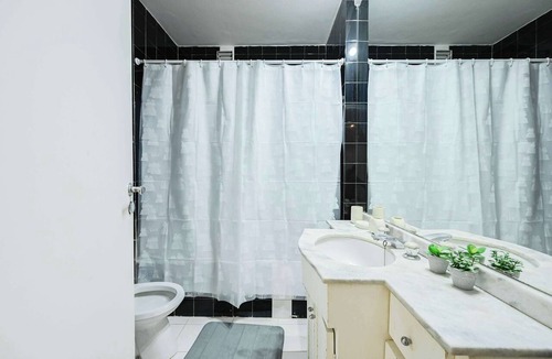 Recoleta Condo | MOT Rentals + Laprida 1300 - 3 Bd 2 Ba in Recoleta!