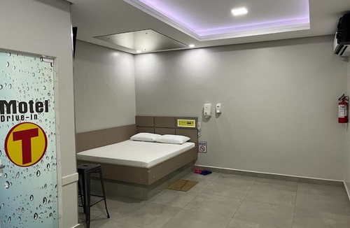 Lider Hotel | Motel Drive in T Apartamentos , Box Drive in , Suítes fácil acesso ao Shopping Pátio Chapecó