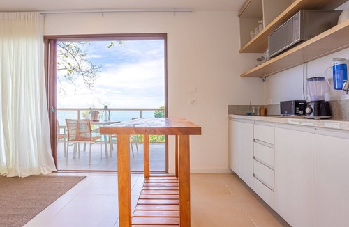 Morro de Sao Paulo Apartment | MSP06 Sea View Bedroom and Living Room (50m from the Beach)
