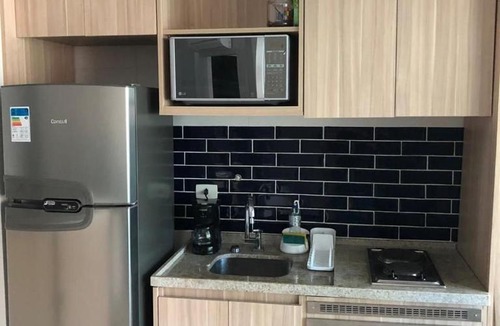 Pompeia Apartment | na praia com vista mar garagem e ar cond inclusos!
