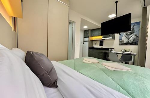 Novo Mundo Apartment | New England Apto C/Design & Estilo Marcante/TV