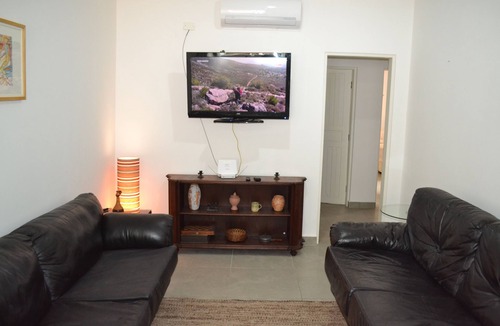 Camburi House | New house in Camburizinho with pool and 4 suites, all with air conditioning