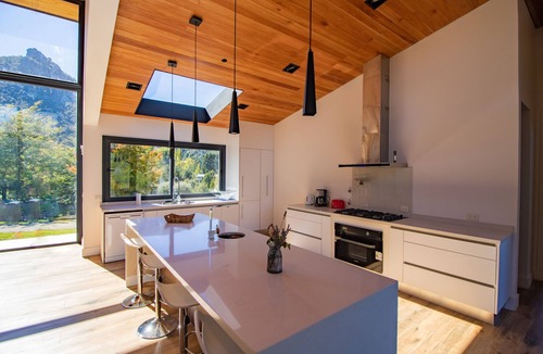 Villa Arelauquen House | New Modern Home, Golf, Polo, Few Minutes From Catedral Ski Resort.