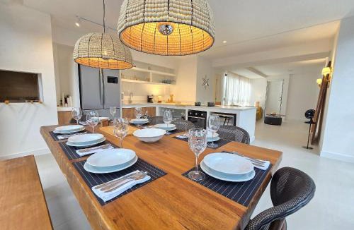 Praia dos Amores Apartment | New Penthouse with Private Pool Praia Brava 3 Bedrooms –Brava Bells