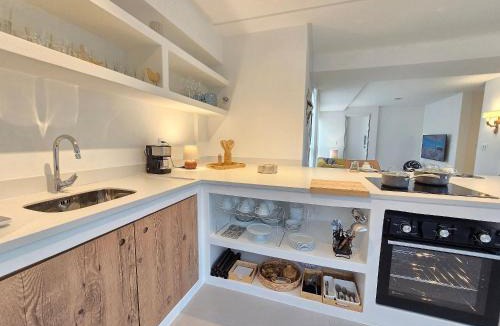 Praia dos Amores Apartment | New Penthouse with Private Pool Praia Brava 3 Bedrooms –Brava Bells