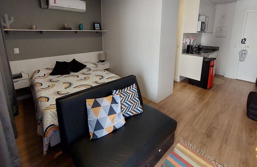 Santa Ifigenia Apartment | New studio, next March 25/shopping paradise, metro São Bento