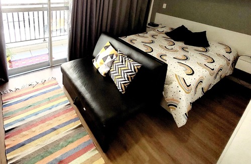 Santa Ifigenia Apartment | New studio, next March 25/shopping paradise, metro São Bento