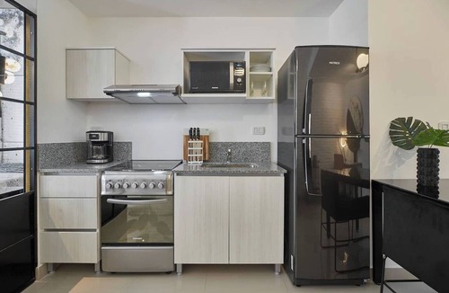 San Nicolas Apartment | NoMa Work & Travel - 4B