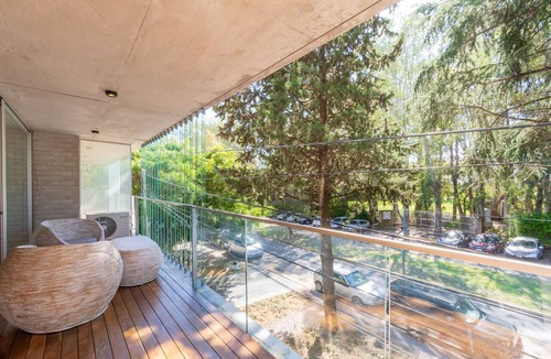 Olivos Apartment | Olivos Harbour Premium Deco Apartment 55 sqm - 400 mb WIFI - pool - gym