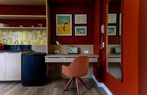 Copacabana Apartment | On the sea Arpoador Beach apartment Ipanema, Copacabana with heated pool and gym
