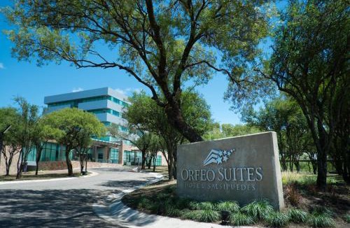 Rio Ceballos Hotel | Orfeo Suites Hotel Sierras Chicas