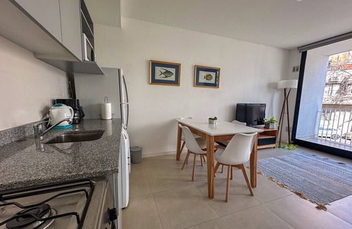 Recoleta Apartment | Palermo · Bright studio with private balcony & rooftop pool access – up to 2 guests