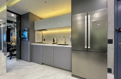 Alphaville Industrial RV Rental | Paris Luxury Apartment