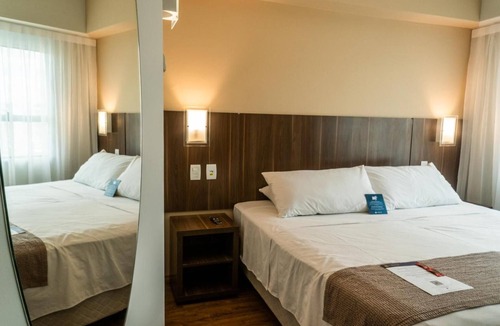 Centro Hotel | Passa Vinte Stay | Central Palhoça Location | Pets Are Allowed