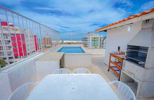 Braga Apartment | Penthouse sea view, air and TV in rooms, beach on foot