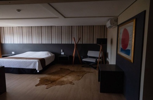 Simoes Lopes Hotel | Pet-Friendly Pelotas Stay w/Pool Access | 0.3 mi to Praça Coronel Pedro Osório