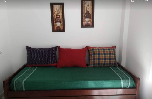 Comuna 12 Apartment | PH studio apartment just meters from CABA