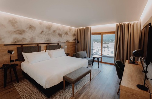 Villa General Belgrano Hotel | Plush Room w/Spacious Balcony + Breathtaking Scenery | Free Breakfast