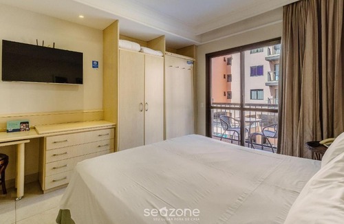 Jurere Apartment | Pool View Studio in Beachfront Resort JBV134