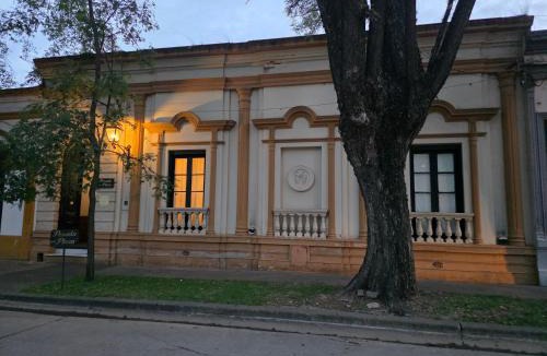 San Antonio de Areco Hotel | Posada De La Plaza