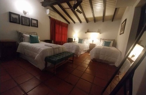 Eugenio Bustos Hotel | Posada La Celia