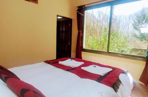 Finca El Potrero House | POSADITA LOS ALAMOS estamos en San Isidro a 8km pasando Iruya se hace caminando lea atentamente la descripción turismo aventura consulte el servicio 4x4