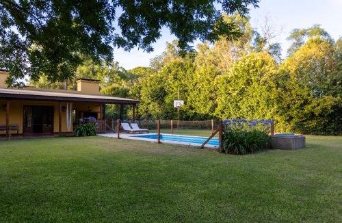 San Antonio de Areco Cabin | Pour Le Galerie