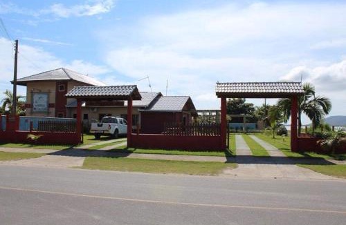 Sao Francisco do Sul Hotel | Pousada 4 Estações itapoa