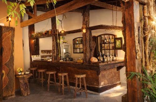 Icapara Hotel | Pousada Atelier Aly da Costa