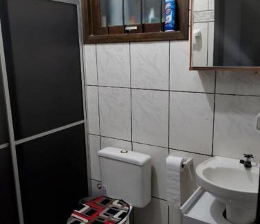 Santo Antonio House | pousada bibi quarto privativo e garagem