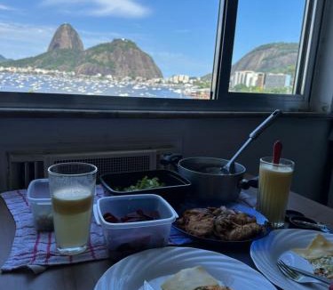 Zona Sul Apartment | Praia de Botafogo vista Pão de Açúcar Vista mais linda do Rio