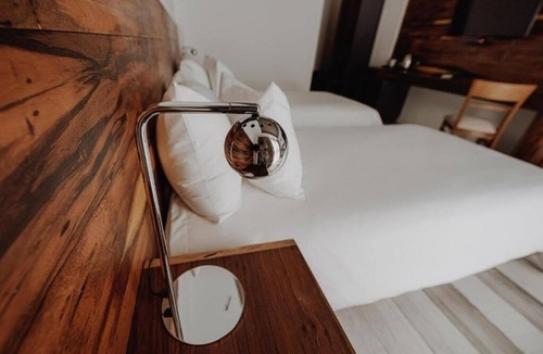 Rio Cuarto Hotel | Premium Boutique Stay with Free Breakfast | 10 Min Drive to Rio Cuarto Airport