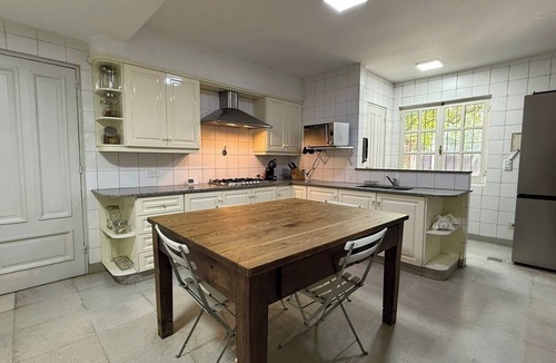 Don Torcuato House | Premium house in Tigre with garden, pool, and hot