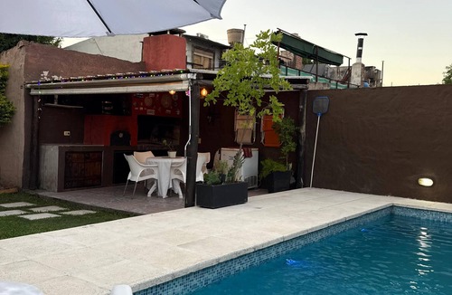 Gualeguaychu House | Premium house meters away from Carnival + Swimming Pool