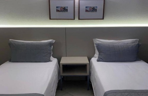 Vilas do Atlantico Hotel | Prime Spot | Relaxing Room for Business or Beach Getaway | Rooftop Pool