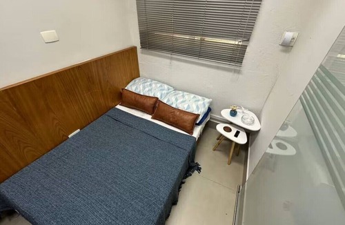 Sao Paulo Cabin | Private room in a house, guest bathroom, metro 5 min walk away, near Paulista Avenue.