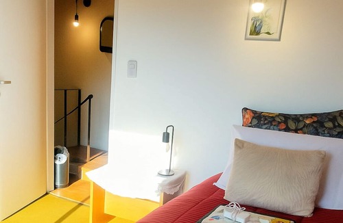 Martinez Bed & Breakfast | Private Room with balcony & A/C near Hipódromo San Isidro