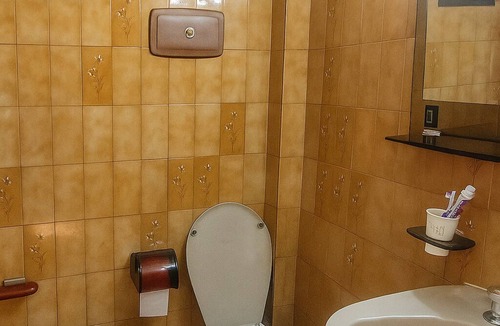 Martinez Bed & Breakfast | Private Room with balcony & A/C near Hipódromo San Isidro
