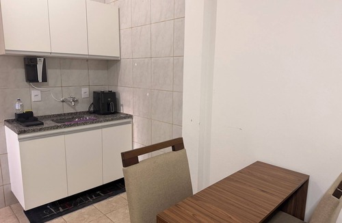 Camargos Apartment | Private studio apartment with Smart TV and air conditioning.