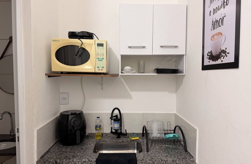 Camargos Apartment | Private studio with TV and private bathroom.