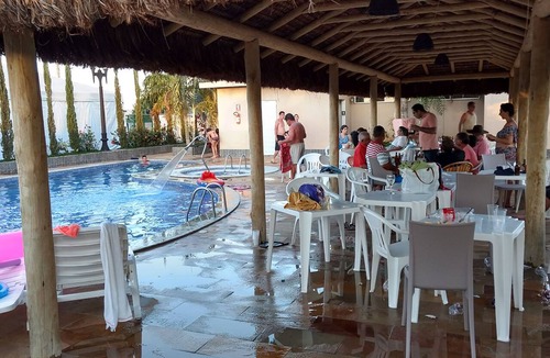 Setor Lagoa Quente House | PUNTA CALDAS > HOUSE 1 > RR960/HOUSE/NIGHT > SLEEPS 6