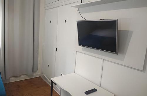 Consolacao Apartment | Quadruple room on Augusta near Avenida Paulista and Frei Caneca