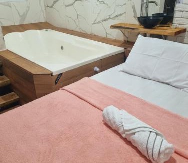 Sitio House | Quarto casal banheira