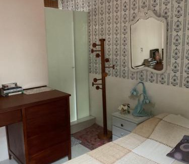 Canal Bed & Breakfast | Quarto em casa aconchegante