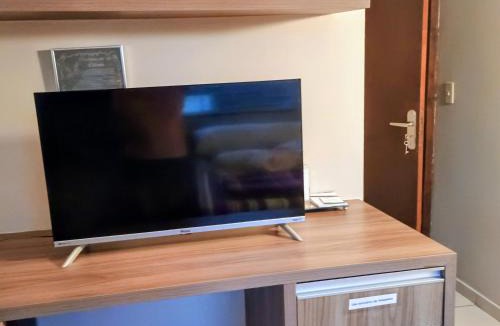 Meia Praia Other | Quarto em residência familiar