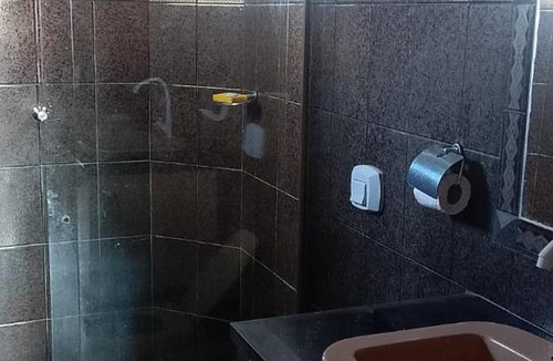 Rio Verde Apartment | Quarto privativo 33 no centro no apartamento río verde