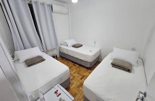 Portuguesa House | Quarto privativo em condomínio