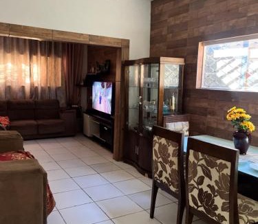 Arcoverde House | Quarto Privativo em Casa de Família Compartilhada - Arcoverde PE
