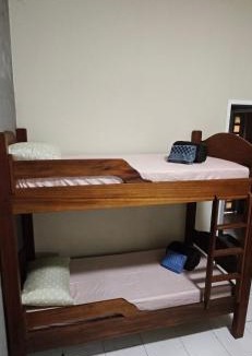 Barueri House | Quartos coletivos para equipe ou família
