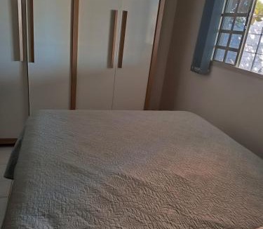 Coribe House | Quartos no Balneário próximos ao Rio Formoso casal e solteiro